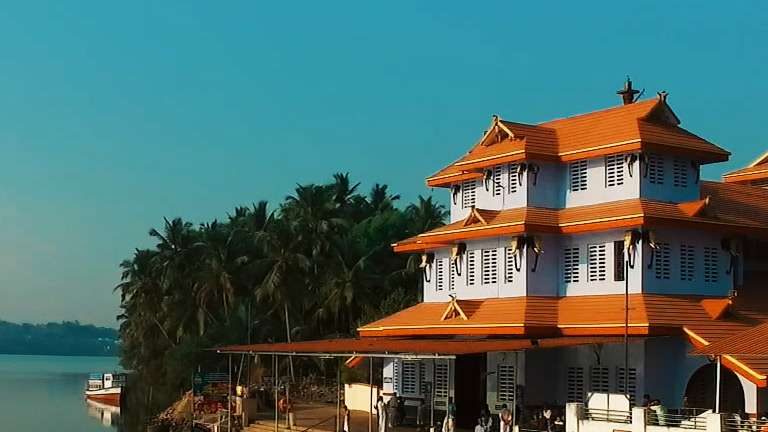 Parassinikadavu, Kerala